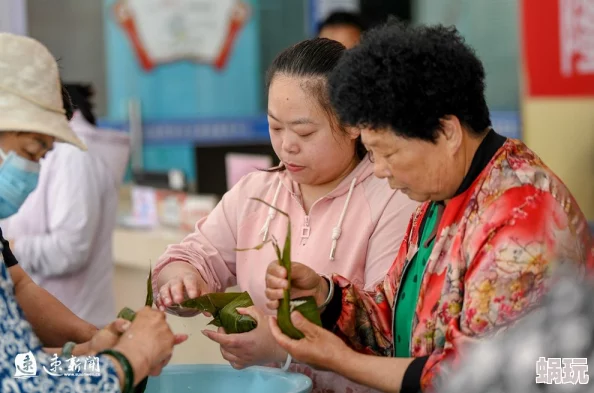 豪妇荡乳1一5白玉兰社区举办端午节活动，包粽子比赛吸引众多居民参与