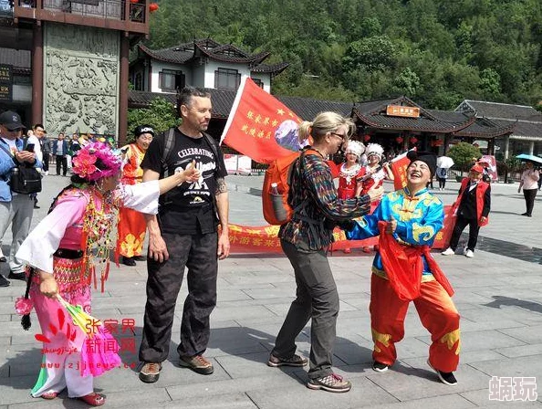 五一吃黑瓜劳动节期间人们选择吃黑瓜子来放松心情和庆祝节日