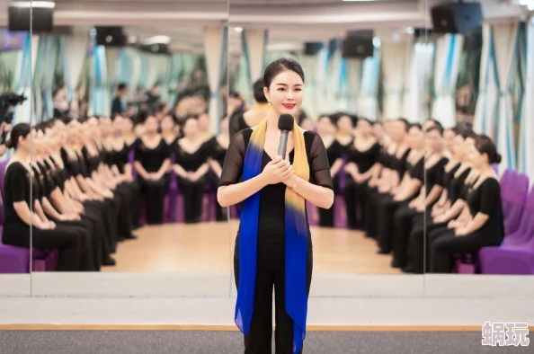 浪荡欲妇特级大师在线教学引百万粉丝关注学习新时代独立女性魅力秘籍